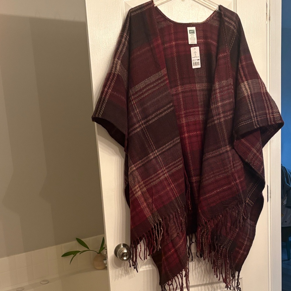 NWT Woolrich Plaid Burgundy Wrap with Fringe